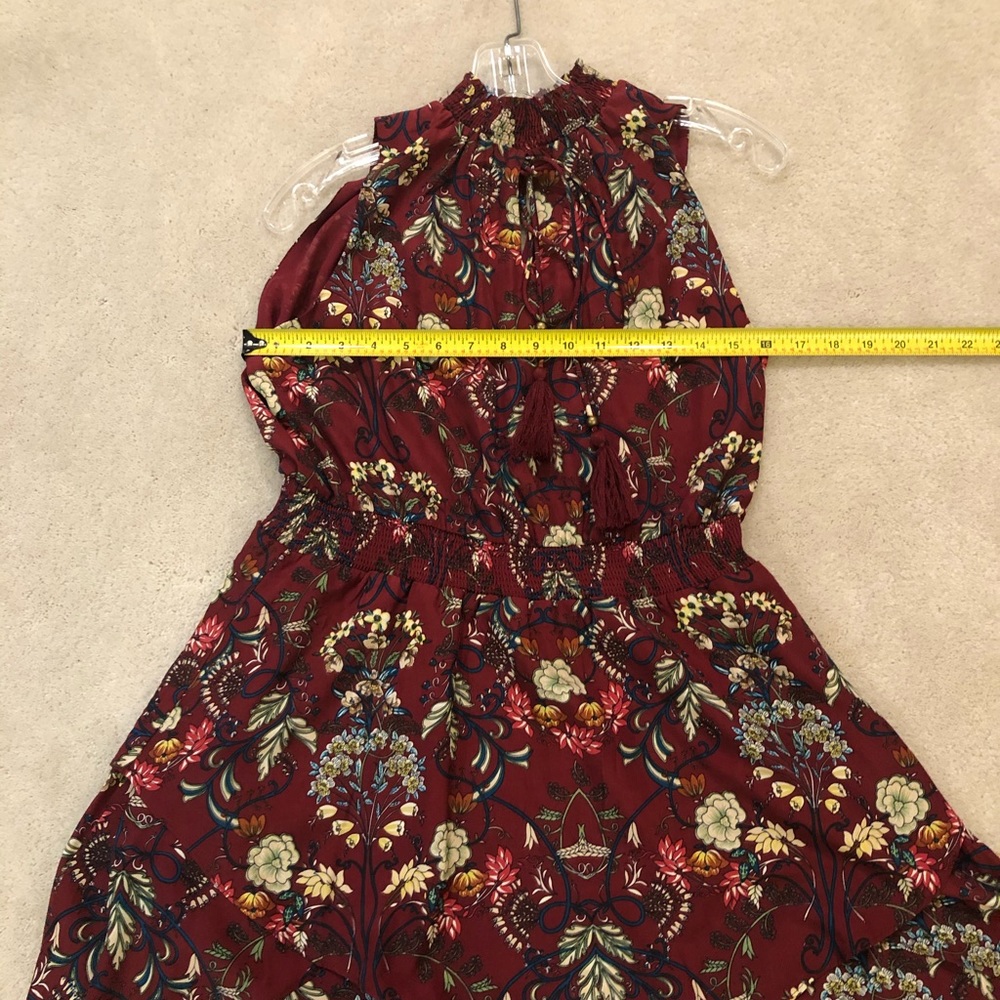 Dress with open back - Picture 4 of 6